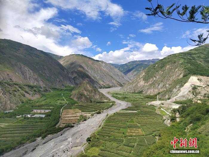 
复旦大学中山医院朱玮医生黄牛预约代挂号电话（长江十年行）“世界泥石流天然博物馆”如何蝶变为长江上游生态屏障
