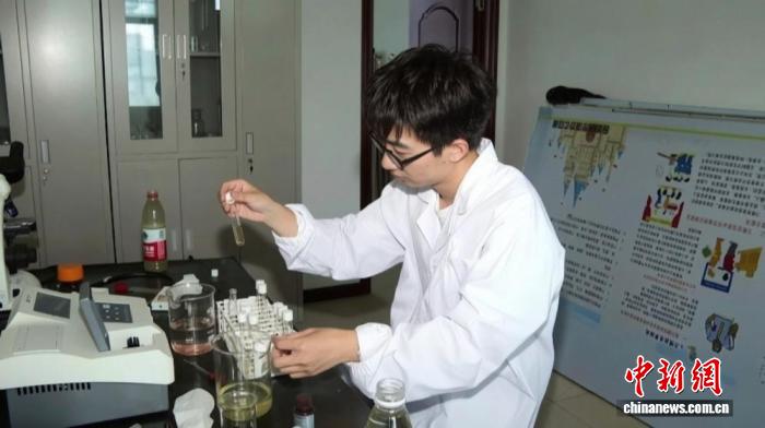 
北京大学第三医院唐文豪医生黄牛预约代挂号电话（长江十年行）湖北枝江三代“护绿人”的接力与坚守