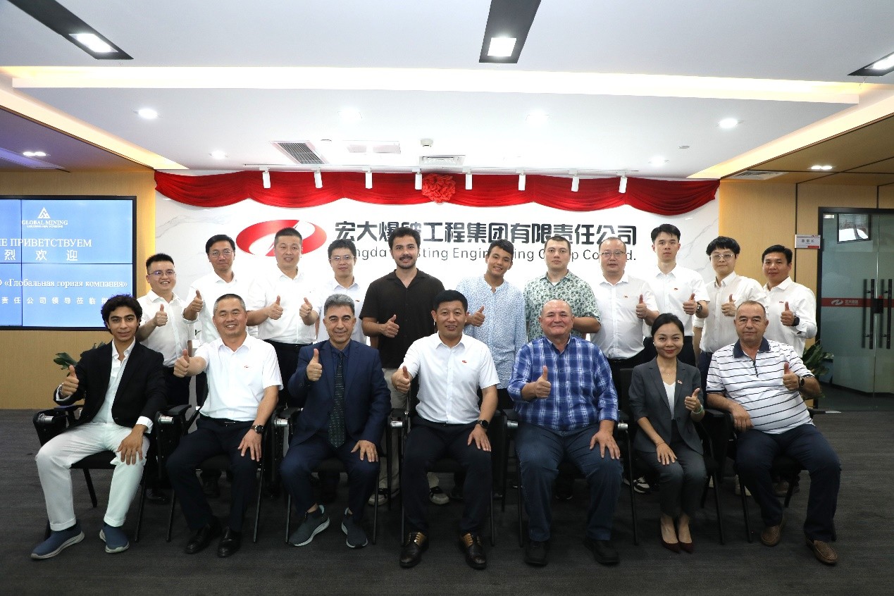 四川大学华西医院徐严明商慧芳吴波蒋利熊先泽李永彬兰志刚马骏鹏徐建国陆军军黄牛挂号电话宏大国际与乌兹别克斯坦全球矿业达成合作