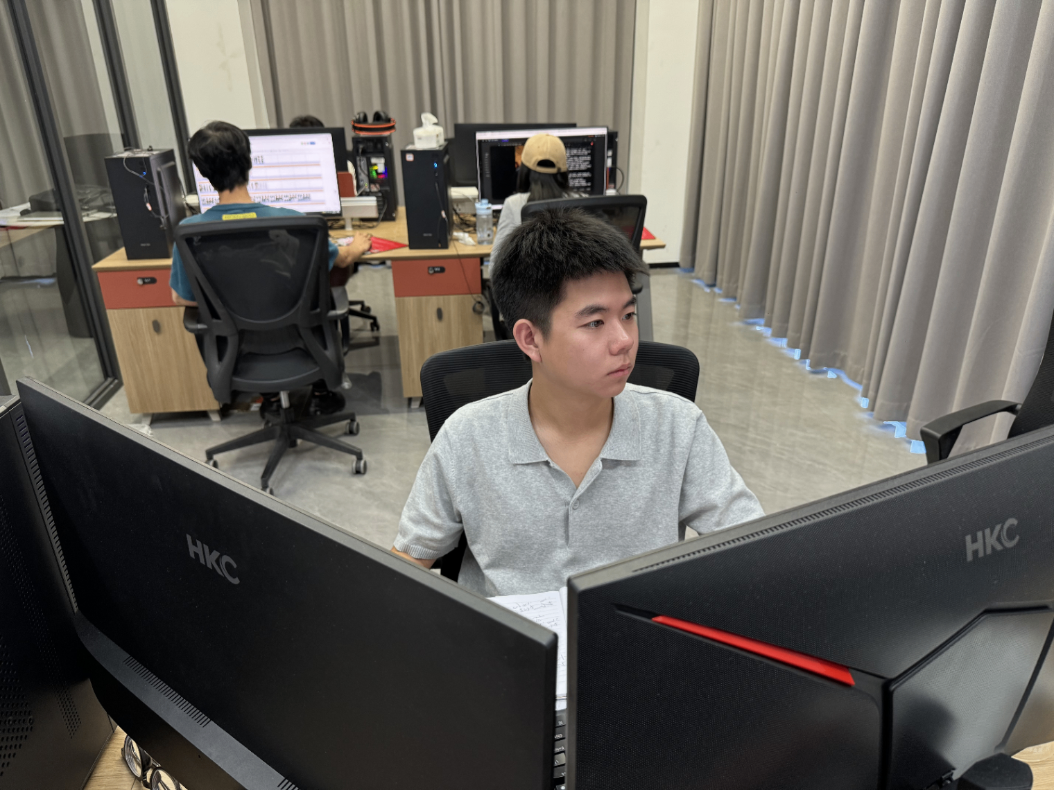 浙江大学医学附属妇产科医院金杭美陈丹青白晓霞黄牛挂号电话阿里乡村特派员助力AI短剧产业落地县城,新剧登上爆款榜单