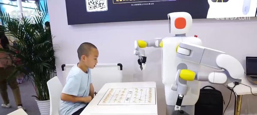 
山东第一医科大学附属肿瘤医院杨奔医生黄牛预约代挂号电话能焊接、会分拣、懂家务：我国机器人产业从技术演示迈向实景商用
