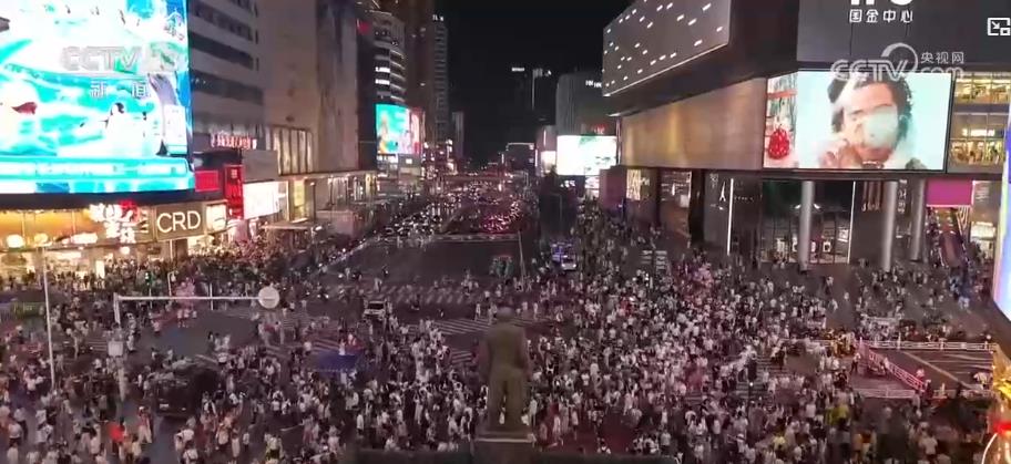 
北京大学第六医院刘靖医生黄牛预约代挂号电话从“打卡流量”到“消费留量”：新场景新体验激活消费新潜力