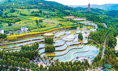 
北京首都医科大学妇产医院刘朝晖医生黄牛预约代挂号电话五彩云池 山水如画（侨乡新貌）