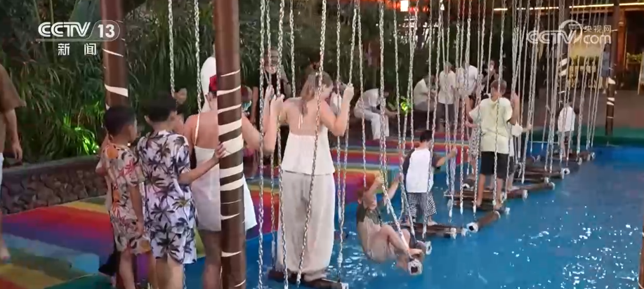 
南京医院黄牛号贩子票贩子代网上预约代挂号电话开启一场自下而上的“真实中国”记录 多彩中国之“酷”圈粉全球游客沉浸体验