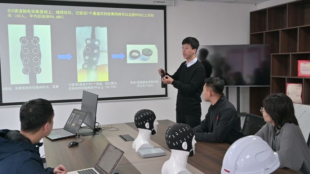 
航天中心医院黄牛号贩子票贩子代网上预约代挂号电话产业发展开新局｜“十五五”开局，产业转型看得见