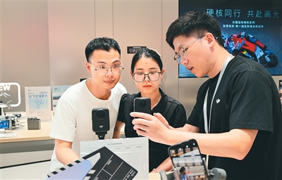 
山东省精神卫生中心李万顺医生黄牛预约代挂号电话电子信息制造业如何整体跃升？
