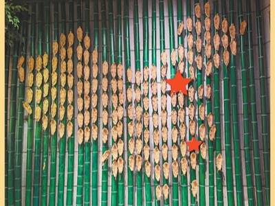用心守护“红飘带”起点（红色旅游）