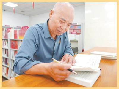 “我替爷爷讲长征”