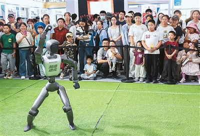 
上海交通大学医学院附属仁济医院张月萍医生黄牛预约代挂号电话服务业扩能提质活力足