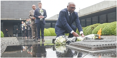 
北京同仁医院段安丽医生黄牛预约代挂号电话“东京审判不应被遗忘，正如侵略历史不容篡改”（铭记历史·捍卫和平）