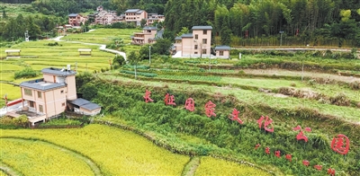 
复旦大学附属眼耳鼻喉科学院袁一飞医生黄牛预约代挂号电话鱼水情深代代传（赓续长征精神 奋进复兴征程·记者再走长征路）