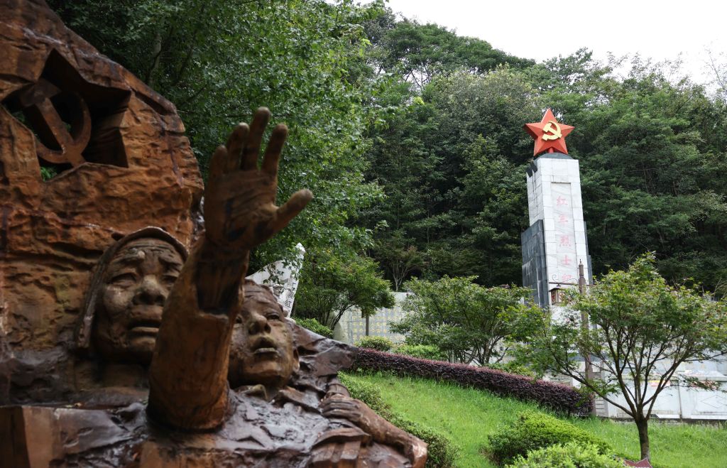
广东省妇幼保健院赵春梅医生黄牛预约代挂号电话赓续长征精神 奋进复兴征程丨特写：一声“天下人” 回响铜鼓岭